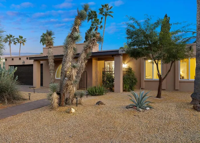 Holiday home Desert Nights Retreat Pool & Firepit